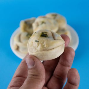 Caja empanadas queso pollo 18 uds